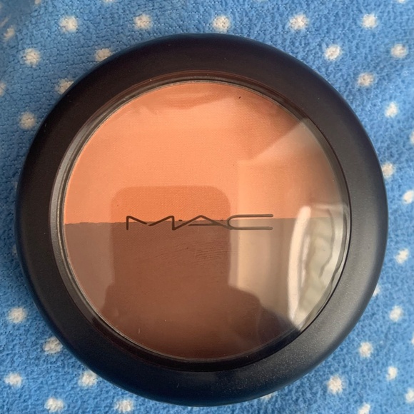 Mac Sculpt and Shape Powder - Picture 2 of 5